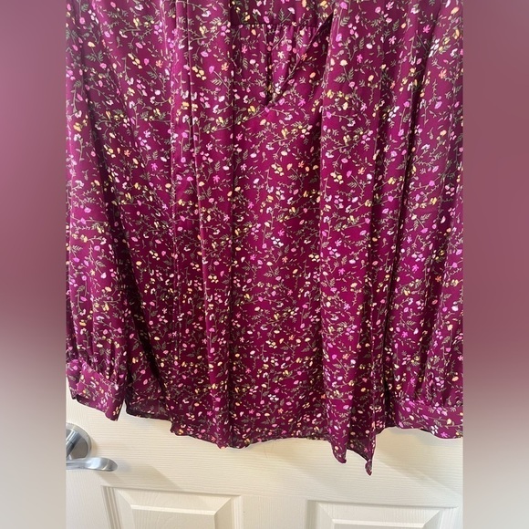 Banana REPUBLIC Floral Tie Neck Blouse - Picture 6 of 7